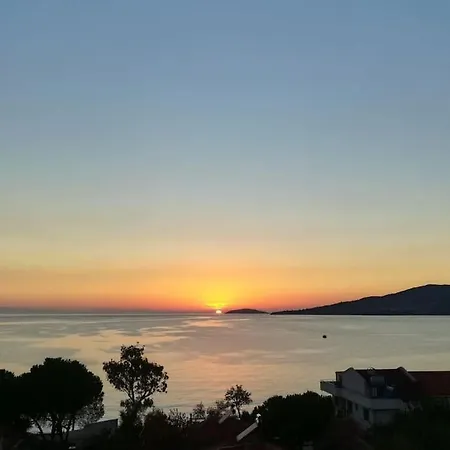 Stylish 3 With Amazing Sea Views شقة