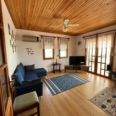 Stylish 3 With Amazing Sea Views شقة