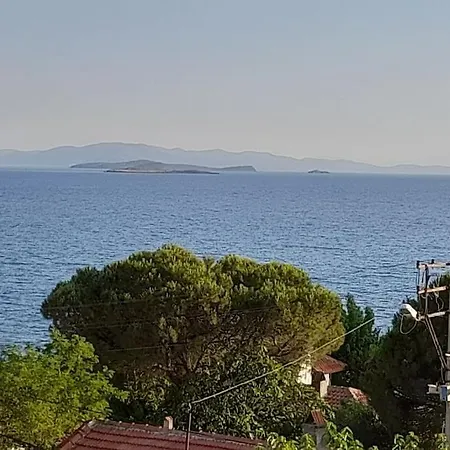 Stylish 3 With Amazing Sea Views Apartment *